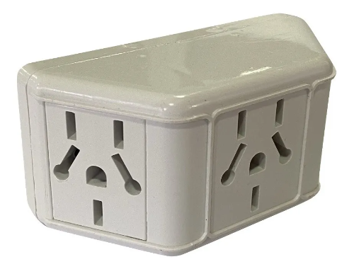 Adaptador triple enchufe piramide