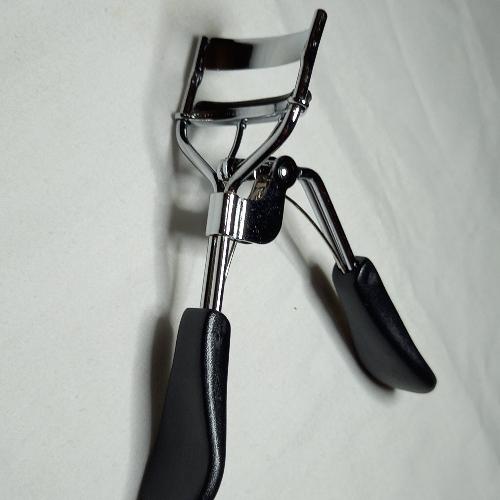 Arqueador de pestañas