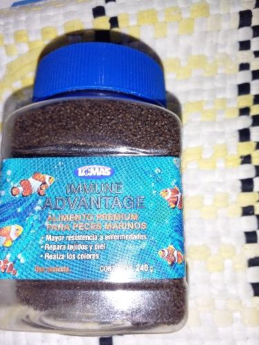 Alimento para peces marinos con ajo 240g