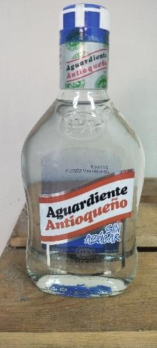 Aguardiente antioqueño 1/2 Azul
