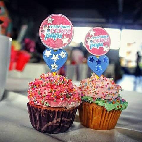 CUPCAKES DE FLORES Y CHISPAS