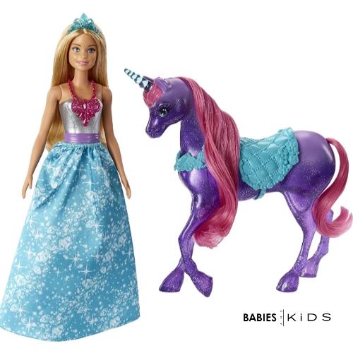 BARBIE CON UNICORNIO