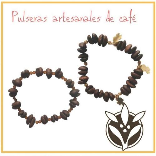 Pulsera de granos  de café.