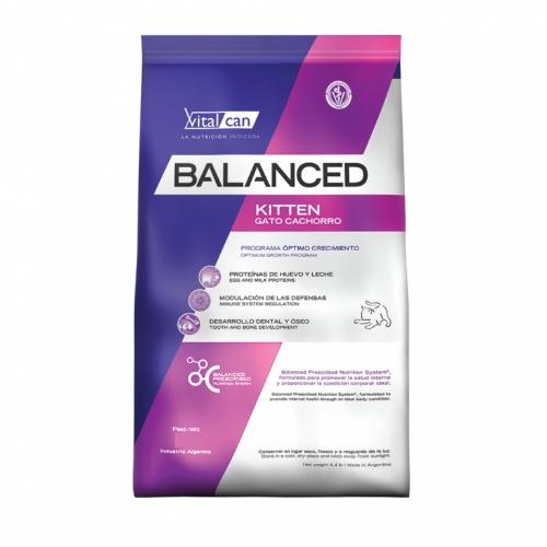 Balanced kitten x 7,5 kg