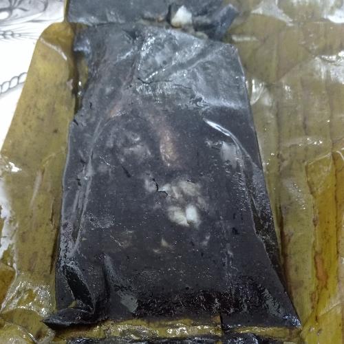 12 Hallacas Negras Bacalao