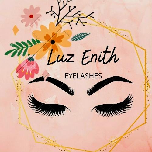 Luz enith eyelashes