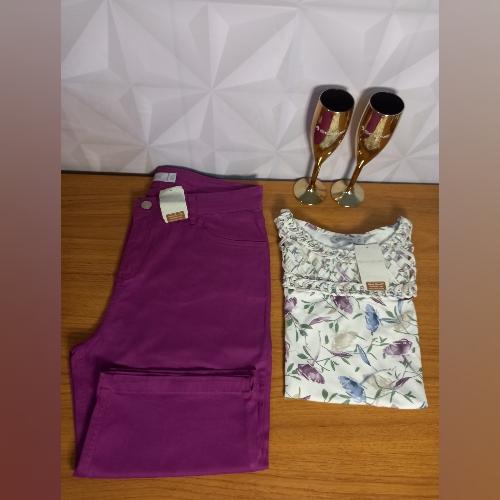 Bermuda Scene 🐬 Cor Violeta