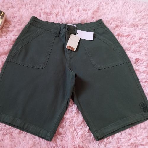 Bermuda Scene 🐬 verde Militar 