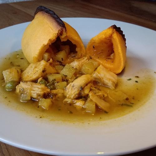 Salteña de pollo picante