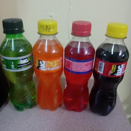 Bebida gaseosa pequeña