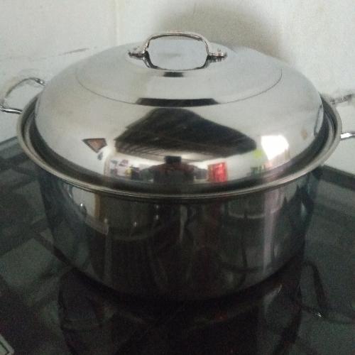 Arrocera acero inoxidable cap. Aprox. 4 kg marca molave