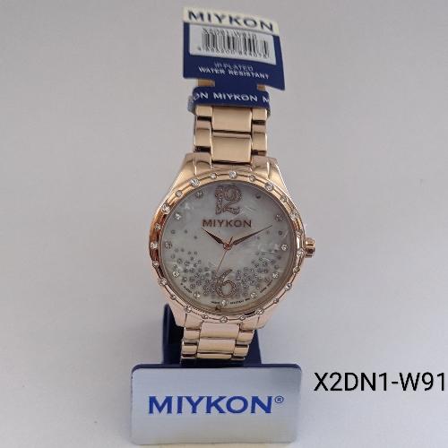 Miykon Dama Metal Bronce Fondo Blanco 