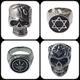 Anillo de hombre con diseño acero plateado