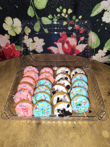 CHAROLA CON 50 MINI DONAS GLASEADAS