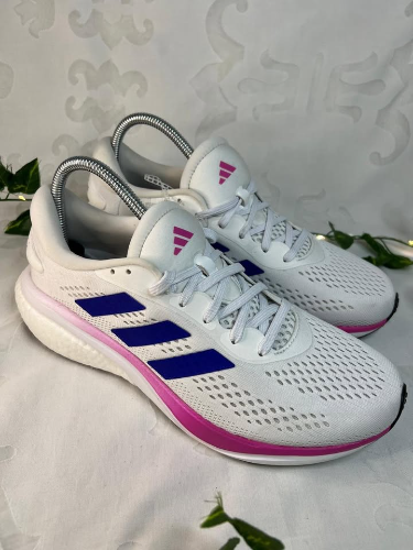 Adidas 9US
