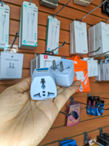 ADAPTADOR EUROPEO - AMERICANO BLANCO