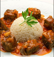 Almuerzo C. Carne Guisada