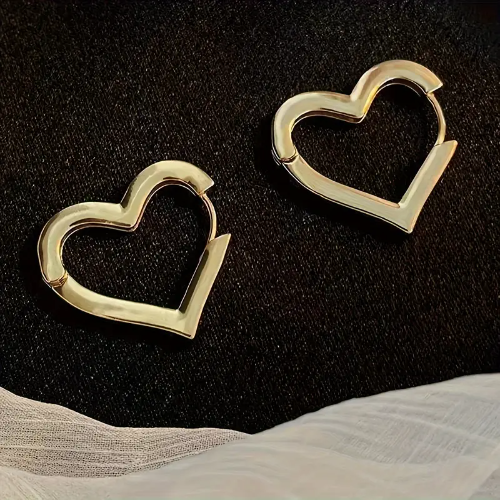 Arete Aro diseño de corazón