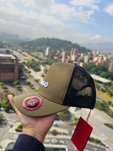 Miniatura 3 de Hugo Trucker