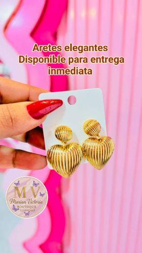 Aretes elegantes corazón