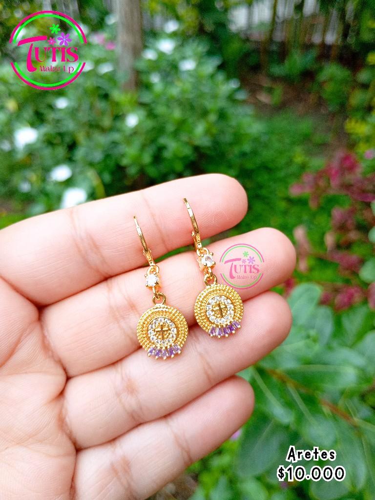 Aretes Covergold Círculo Cruz