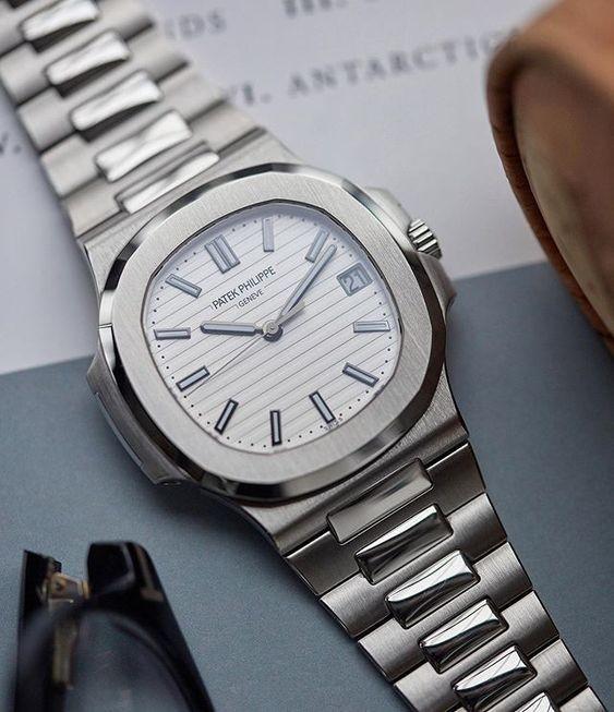 Miniatura 2 de $$ PATEK Nautilus cara blanca