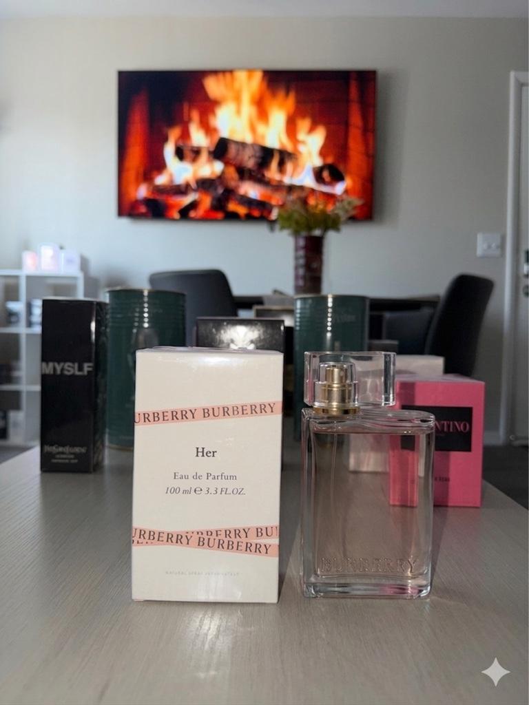 BURBERRY HER