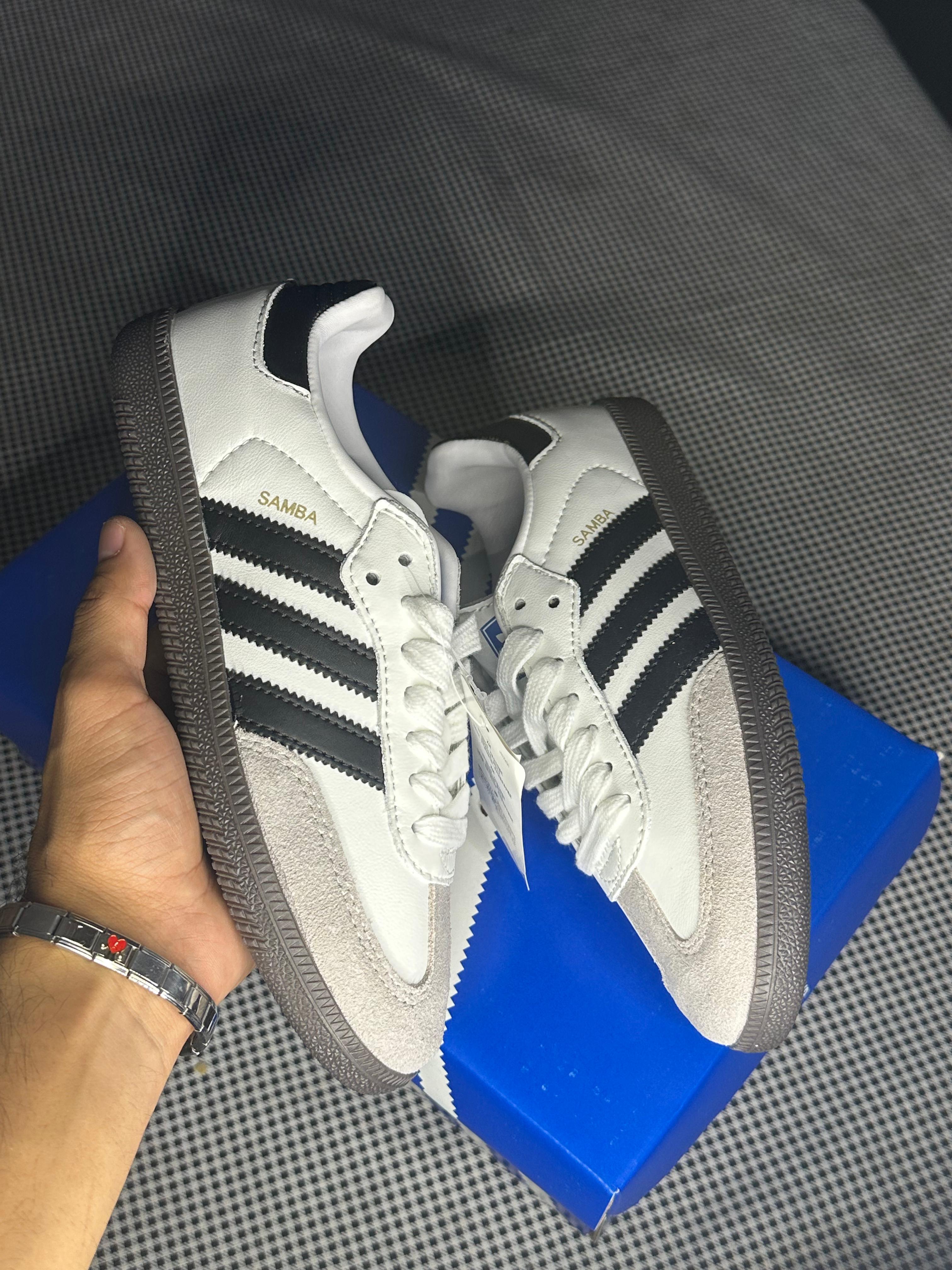 Adidas Samba white