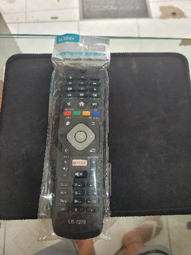 C. Tv PHILIPS lcd