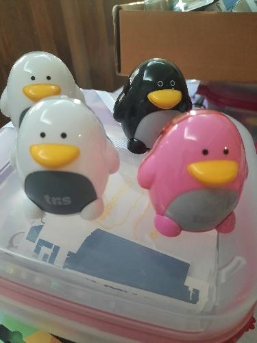 Apontador com Depósito Pinguim - Várias Cores