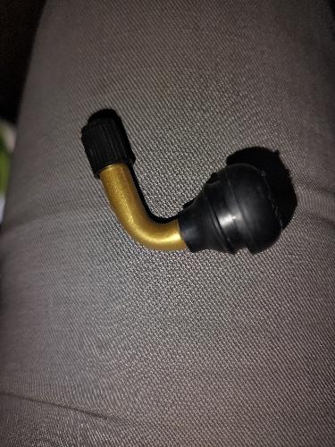 Bico pneu sem câmara escuter