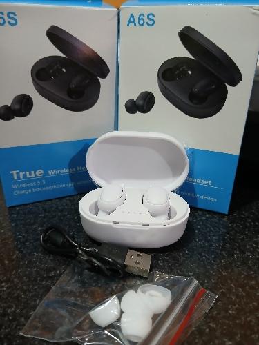 AURICULARES IN-EAR INALÁMBRICOS UNISTORE IN-EAR A6S CALIDAD AAA