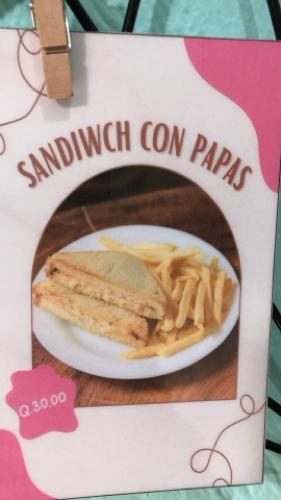 Sándwich con papas