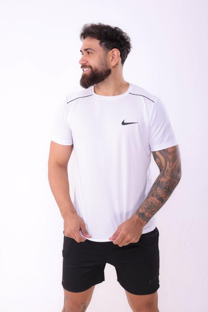 Blusa DriFit Nike