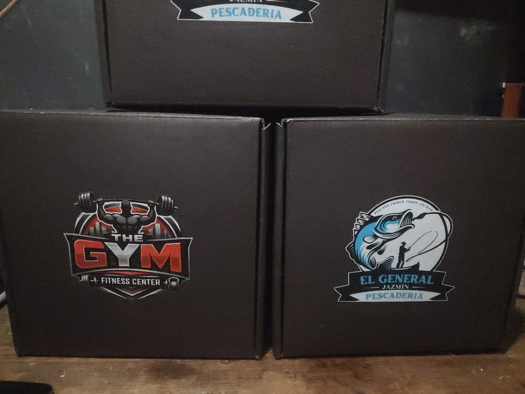 Miniatura 2 de Caja para gorras (19*20*13)