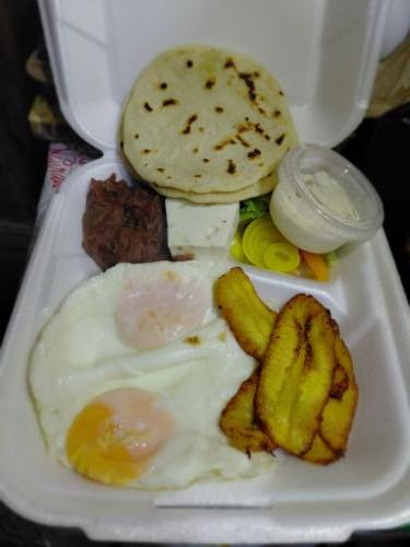 Miniatura 3 de Cena con Carne o Embutido