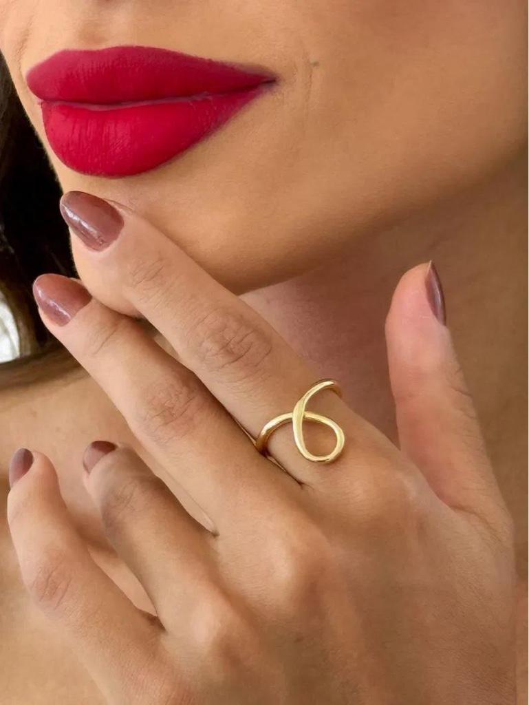 Anel Orgânico Vazado Dourado