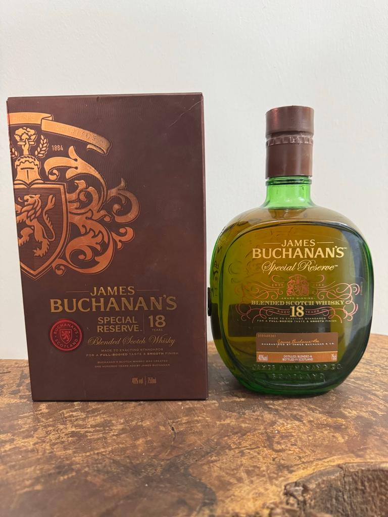 Miniatura 2 de Buchanan’s Special Reserve 18 Años
