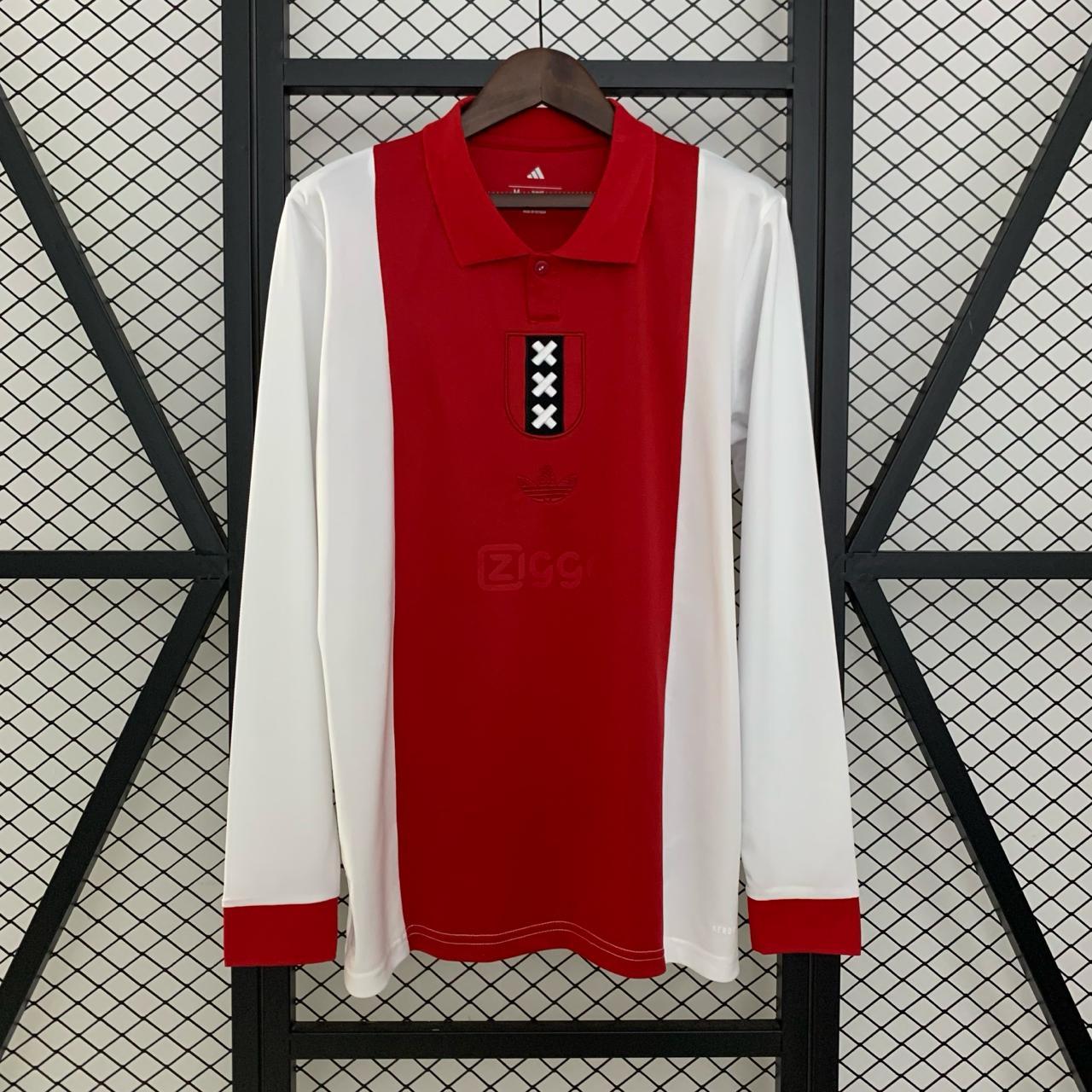Ajax Aniv