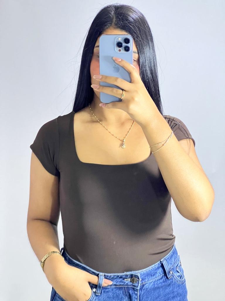 Body manga corta cuadrado Bliss