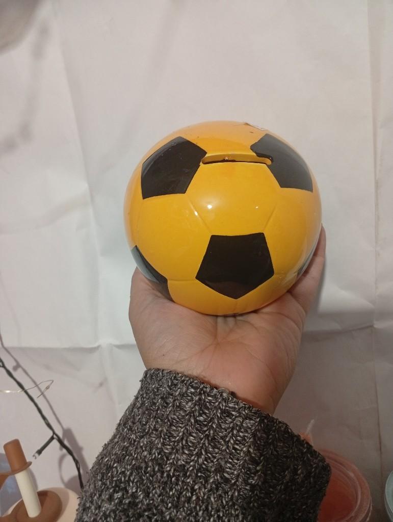 Alcancía en forma de pelota