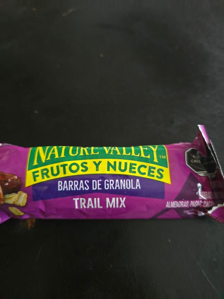Barra Nature Valley frutos y nueces