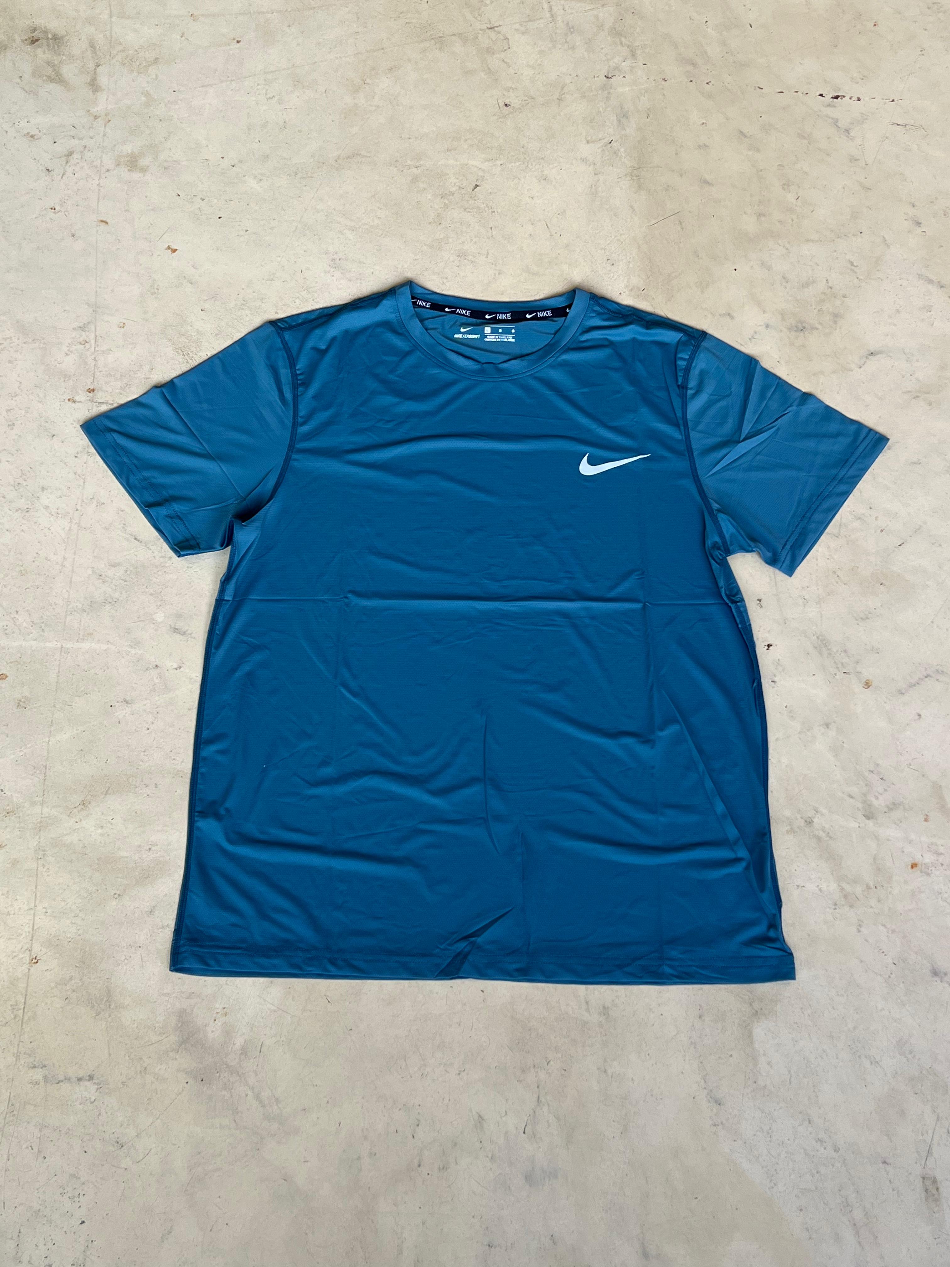 Deportiva Nike azul