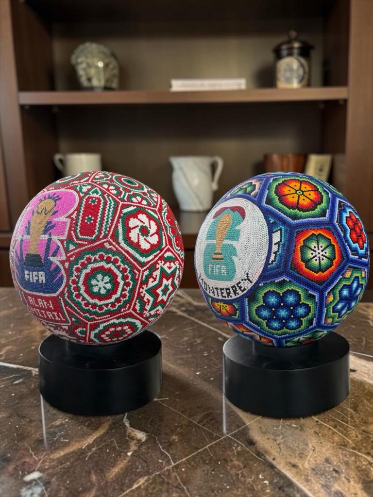 Miniatura 2 de Balón de futbol mundial
