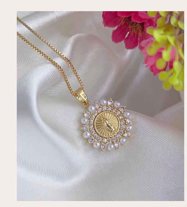 Cadena virgen perlas
