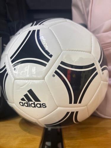 Balón Adidas #4
