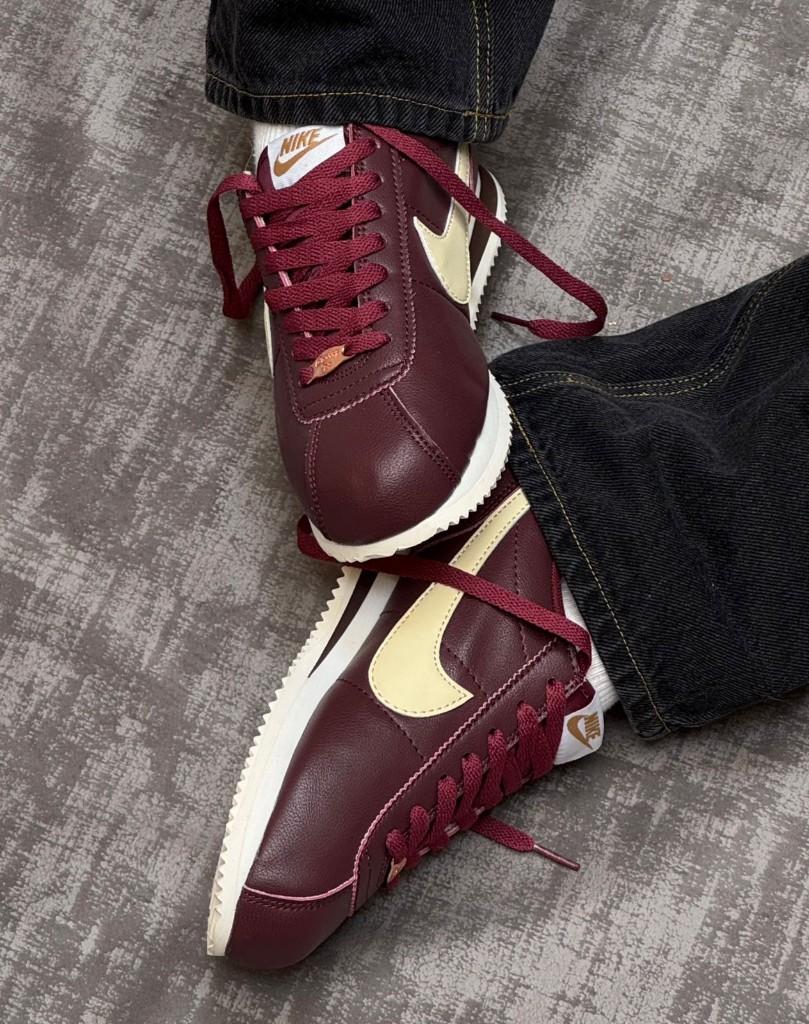 Nike Cortez