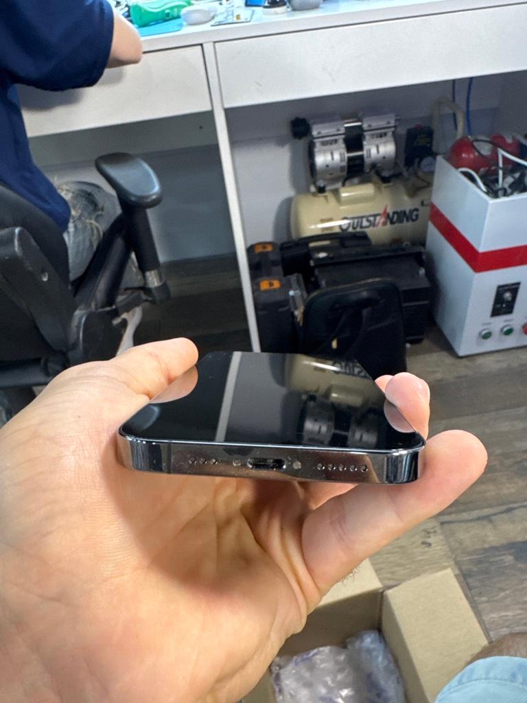 Miniatura 3 de iPhone 13 Pro 256 GB 79% GRAPHITE