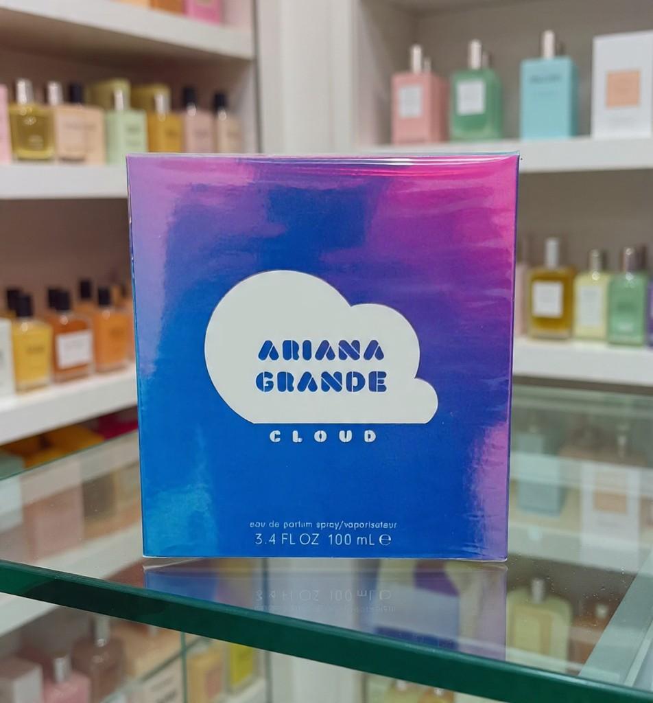 Ariana Grande cloud Dama