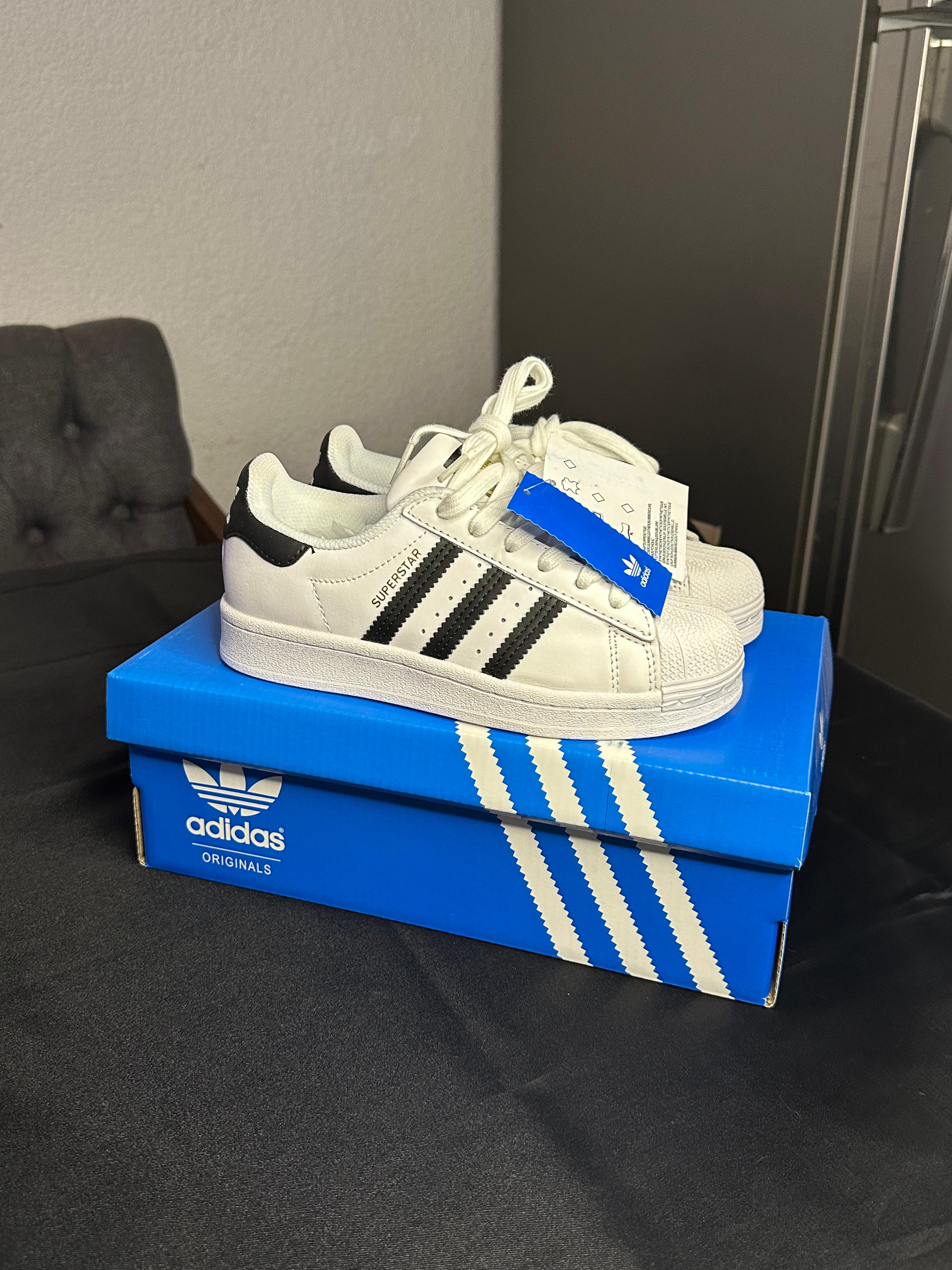 Adidas Súper Star blancos